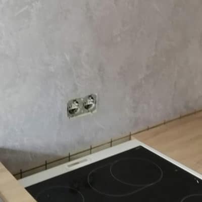 Perfekt für Mieter: Küchenrückwand aus Hart-PVC-Folie anbringen