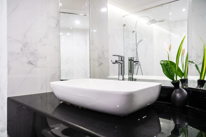 Waschtischarmatur im Badezimmer