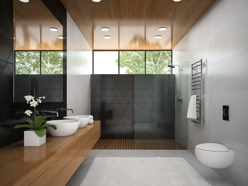 zeitloses Badezimmer mit Holz