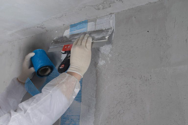 Risse in der Wand reparieren so geht das » bauredakteur.de