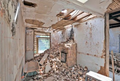 Risiken: Alte Häuser sanieren